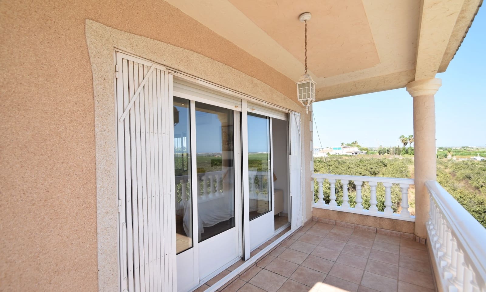 Chalet de 4 habitaciones en Ciudad Quesada en venta con piscina garaje - 575.000 € (Ref: 10100745)