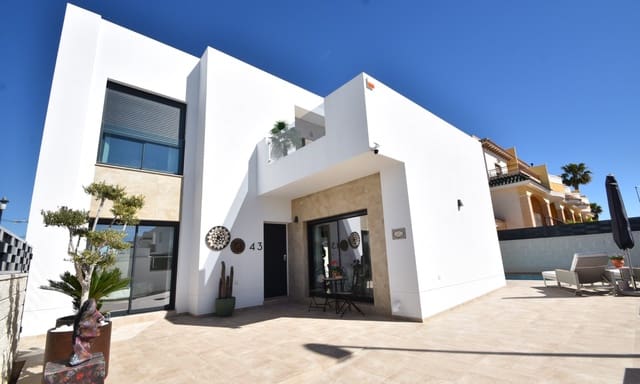 3 soverom Villa til salgs i Ciudad Quesada, Rojales med svømmebasseng garasje - € 479 000 (Ref: 10100746)