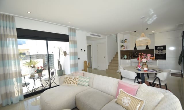 3 soverom Villa til salgs i Ciudad Quesada, Rojales med svømmebasseng garasje - € 479 000 (Ref: 10100746)