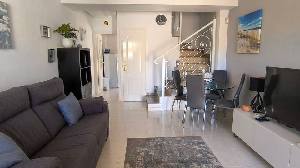 2 Zimmer Haus zu verkaufen in Ciudad Quesada mit Pool Garage - 195.000 € (Ref: 10109946)
