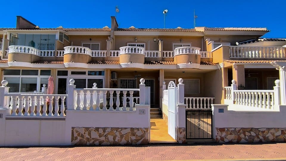 2 Zimmer Haus zu verkaufen in Ciudad Quesada mit Pool Garage - 195.000 € (Ref: 10109946)