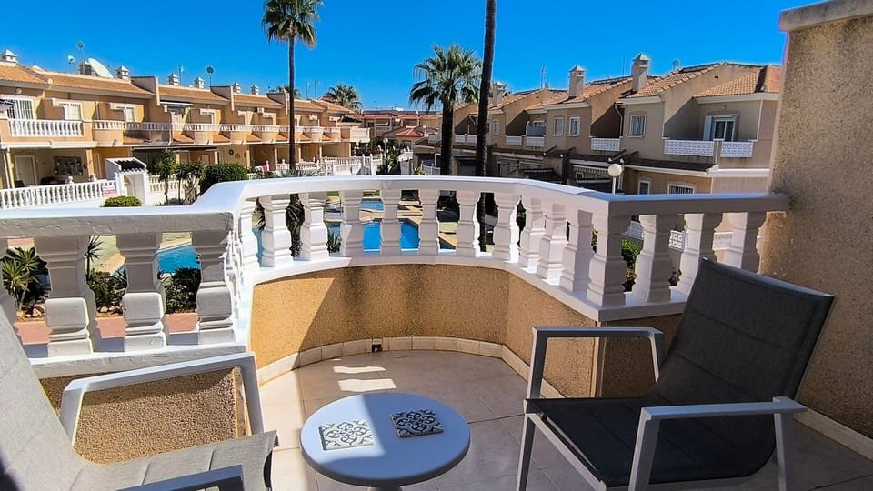 2 Zimmer Haus zu verkaufen in Ciudad Quesada mit Pool Garage - 195.000 € (Ref: 10109946)