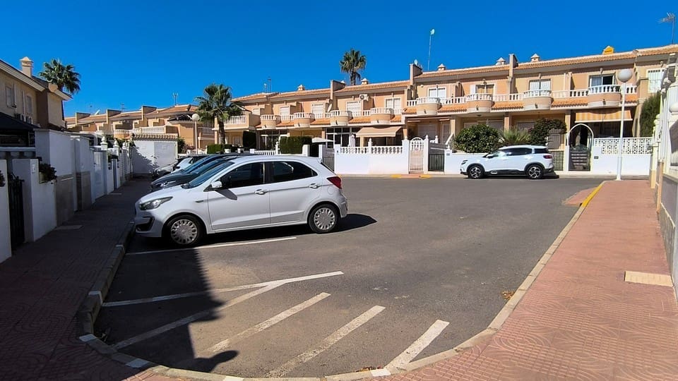 2 Zimmer Haus zu verkaufen in Ciudad Quesada mit Pool Garage - 195.000 € (Ref: 10109946)