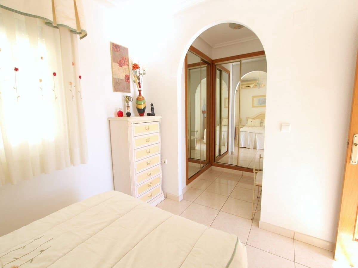 2 Zimmer Villa zu verkaufen in Guardamar del Segura mit Pool - 249.950 € (Ref: 10117111)