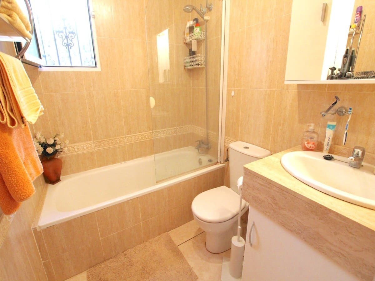 2 Zimmer Villa zu verkaufen in Guardamar del Segura mit Pool - 249.950 € (Ref: 10117111)
