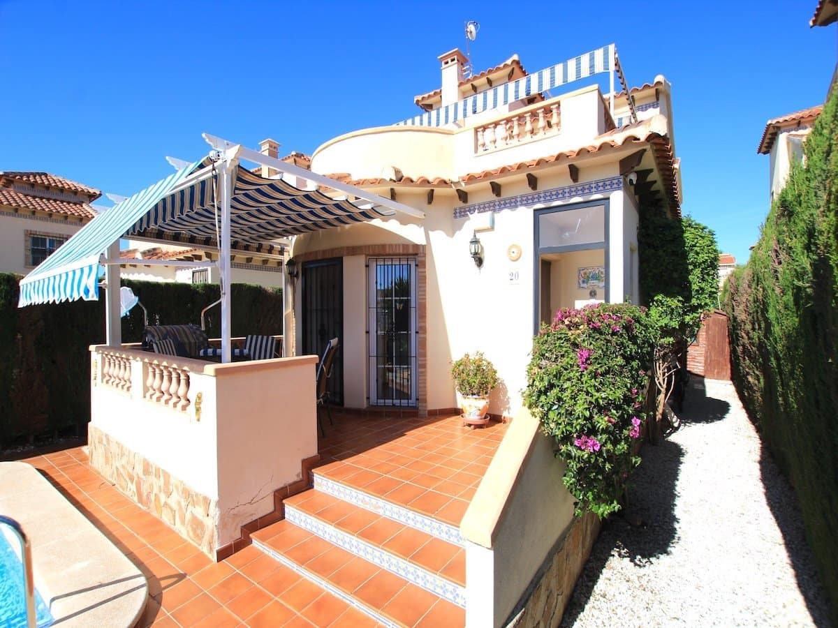2 Zimmer Villa zu verkaufen in Guardamar del Segura mit Pool - 249.950 € (Ref: 10117111)