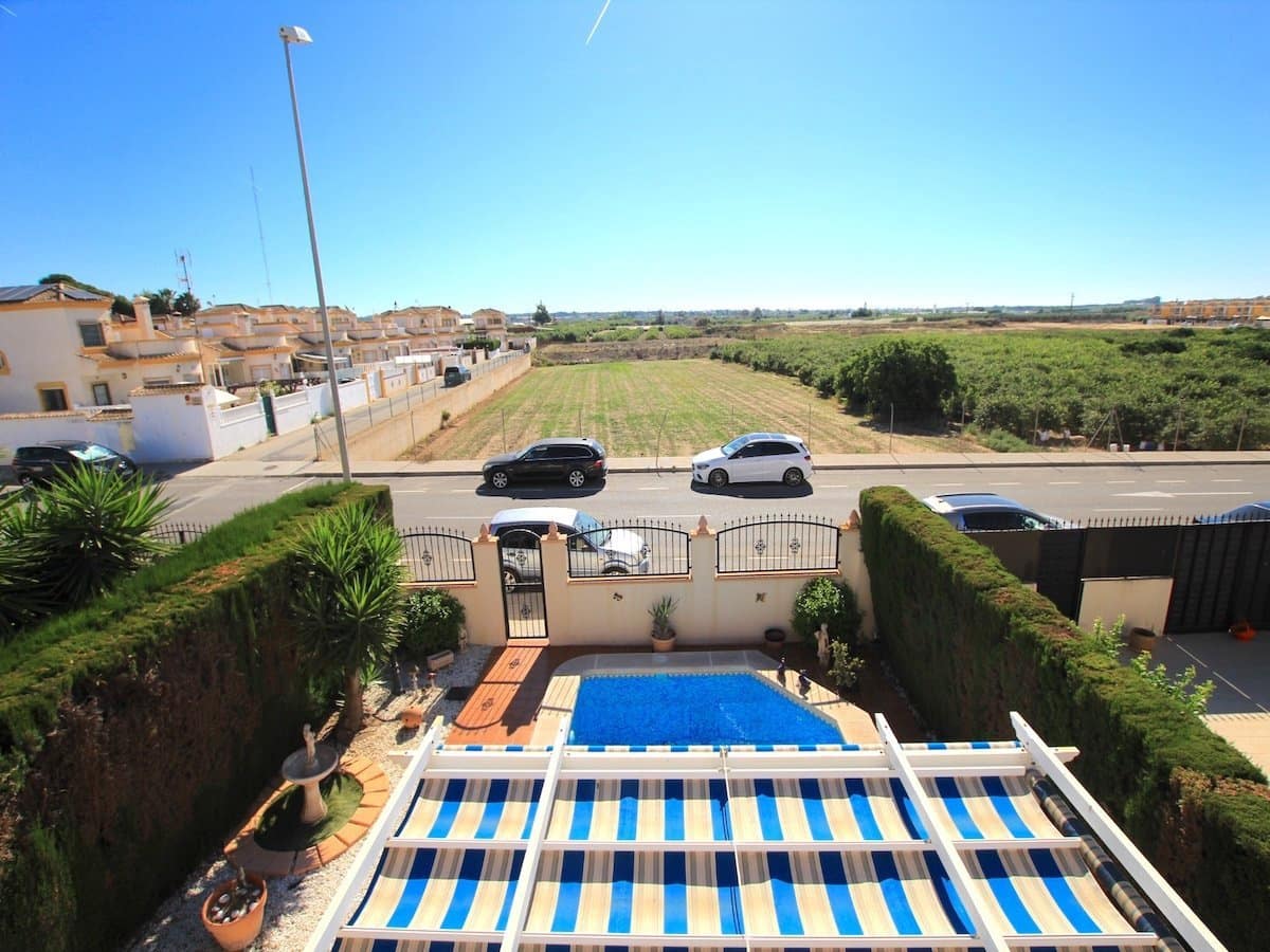 2 Zimmer Villa zu verkaufen in Guardamar del Segura mit Pool - 249.950 € (Ref: 10117111)