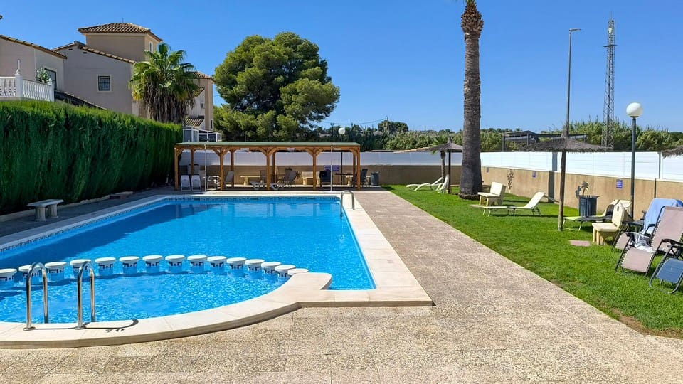 3 soverom Villa til salgs i Algorfa med svømmebasseng garasje - € 225 000 (Ref: 10120566)