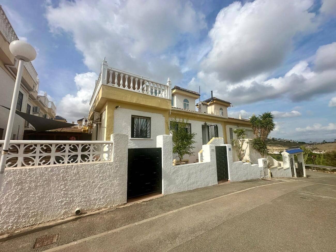 2 Zimmer Reihenhaus zu verkaufen in Ciudad Quesada mit Pool - 215.000 € (Ref: 10125027)