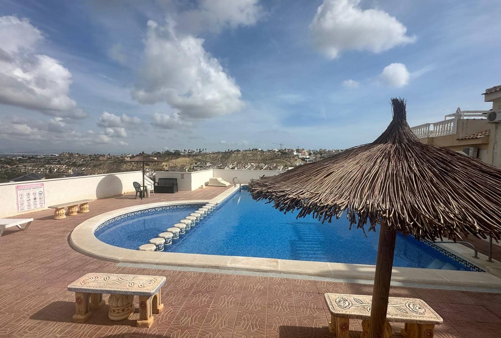 2 Zimmer Reihenhaus zu verkaufen in Ciudad Quesada mit Pool - 215.000 € (Ref: 10125027)
