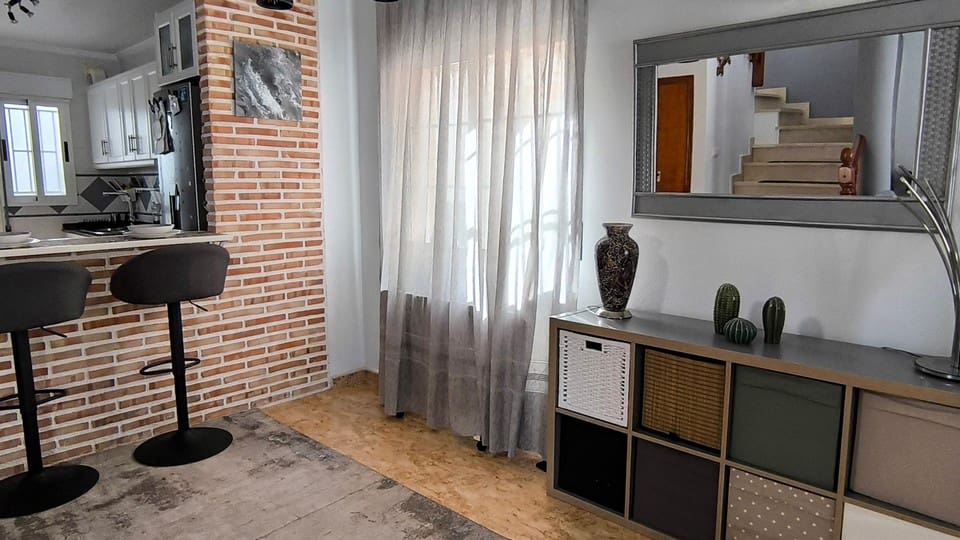 2 bedroom Villa for sale in Guardamar del Segura with pool - € 275,000 (Ref: 10130842)