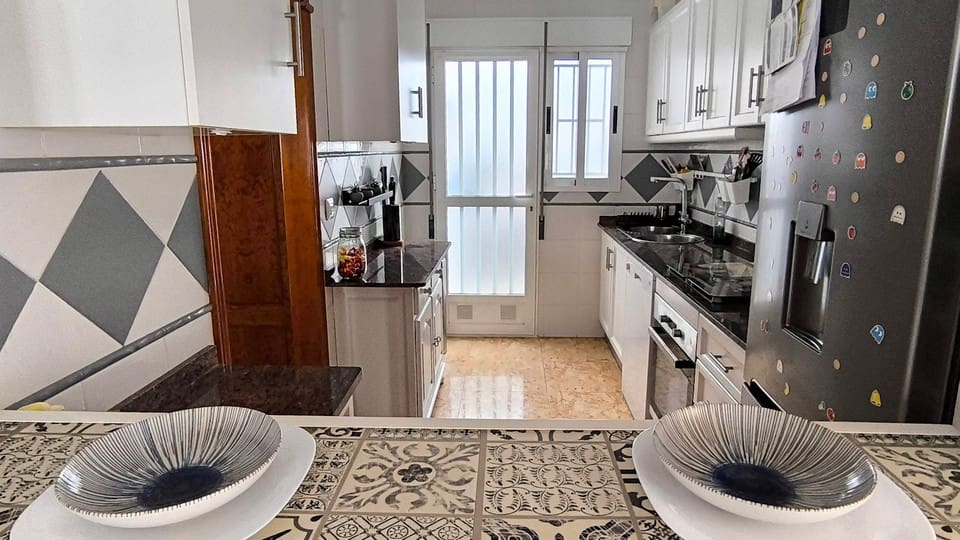 2 bedroom Villa for sale in Guardamar del Segura with pool - € 275,000 (Ref: 10130842)
