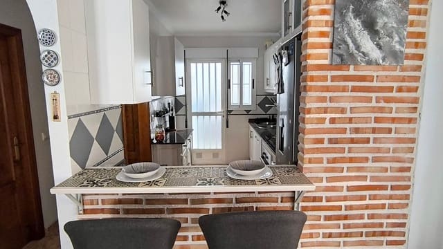 2 bedroom Villa for sale in Guardamar del Segura with pool - € 275,000 (Ref: 10130842)