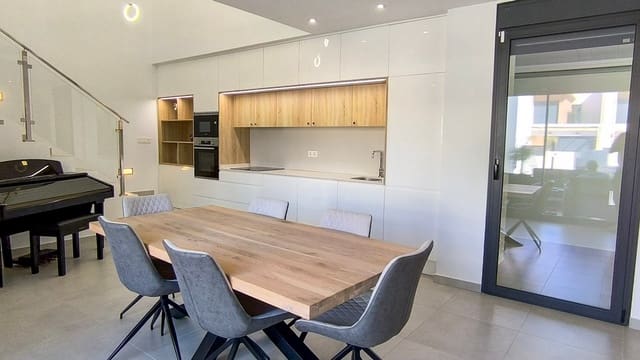 5 slaapkamer Villa te koop in Benijófar met zwembad garage - € 450.000 (Ref: 10134884)