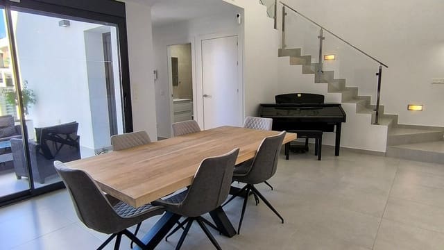 5 slaapkamer Villa te koop in Benijófar met zwembad garage - € 450.000 (Ref: 10134884)