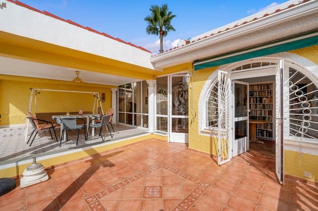 2 camera da letto Villa in vendita in Ciudad Quesada, Rojales con piscina garage - 385.000 € (Rif: 10136556)