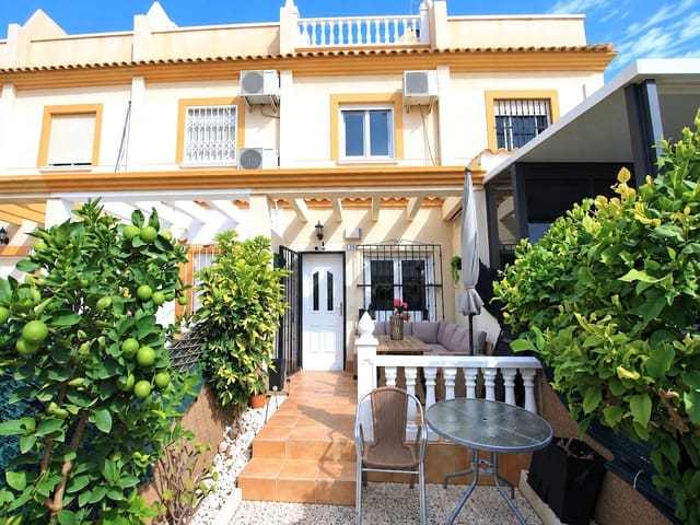 2 soverom Hus til salgs i Villamartin, Orihuela med svømmebasseng - € 179 500 (Ref: 10156181)
