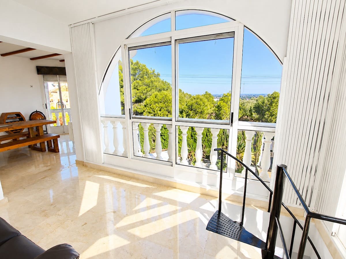 4 slaapkamer Villa te koop in Ciudad Quesada met zwembad garage - € 425.000 (Ref: 10156808)