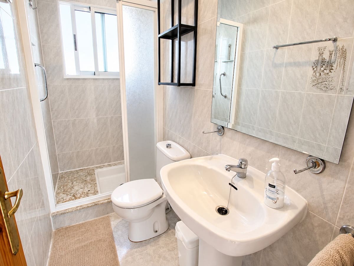 4 slaapkamer Villa te koop in Ciudad Quesada met zwembad garage - € 425.000 (Ref: 10156808)
