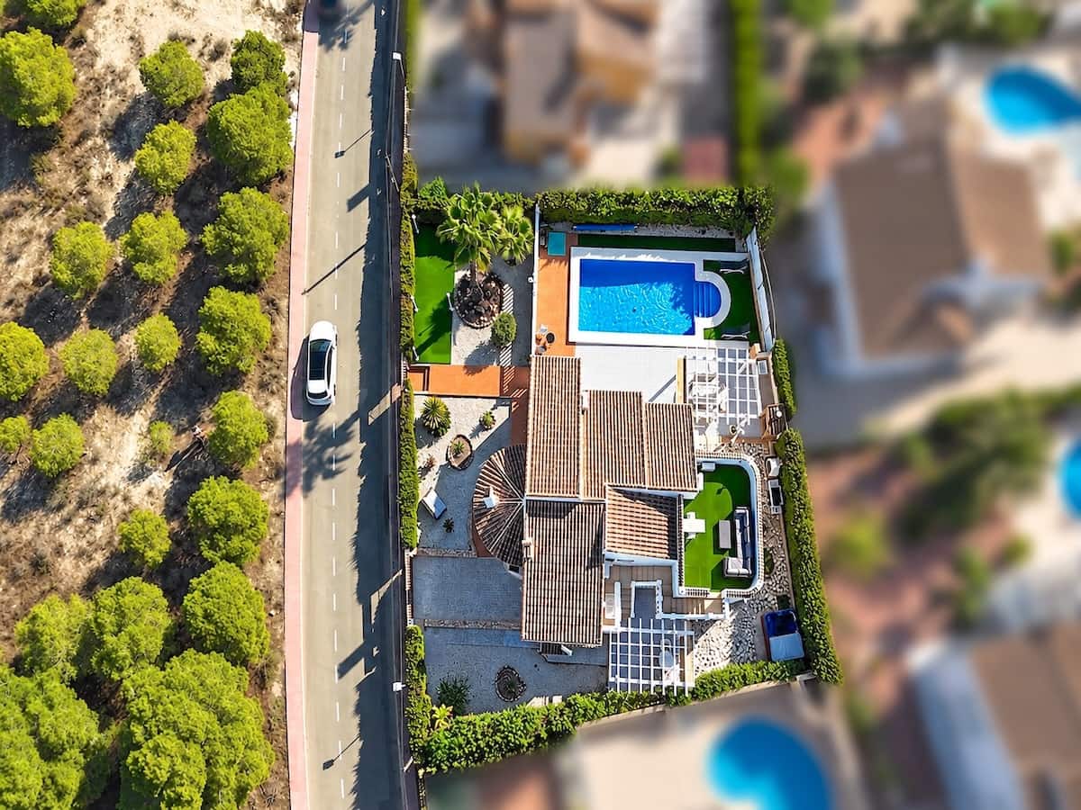 4 slaapkamer Villa te koop in Ciudad Quesada met zwembad garage - € 425.000 (Ref: 10156808)
