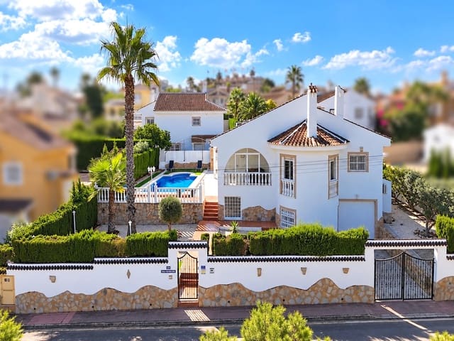4 slaapkamer Villa te koop in Ciudad Quesada, Rojales met zwembad garage - € 425.000 (Ref: 10156808)
