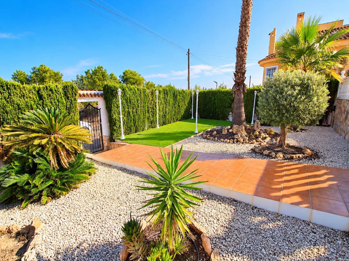 4 slaapkamer Villa te koop in Ciudad Quesada met zwembad garage - € 425.000 (Ref: 10156808)