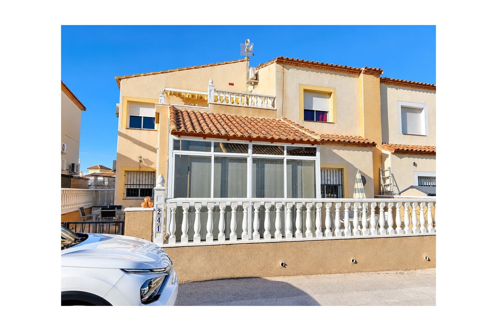 3 sypialnia Dom szeregowy na sprzedaż w Algorfa z basenem garażem - 175 000 € (Ref: 10158346)