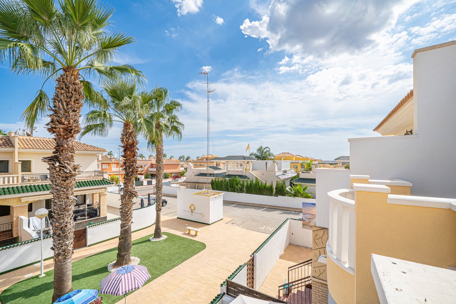 2 sovrum Hus till salu i Ciudad Quesada med pool - 195 000 € (Ref: 10159982)