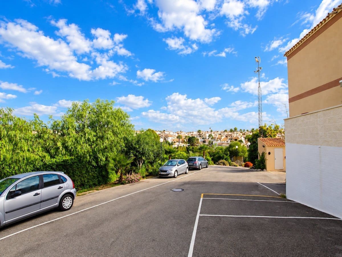 3 chambre Maison de Ville à vendre à Playa Flamenca avec piscine garage - 269 950 € (Ref: 10160284)