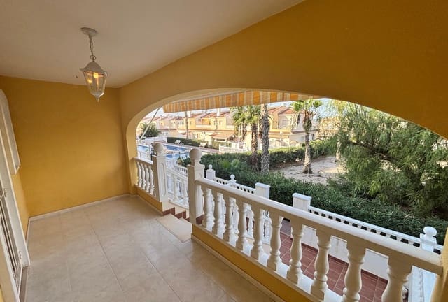 3 chambre Maison de Ville à vendre à Benijófar avec piscine - 225 000 € (Ref: 10161807)