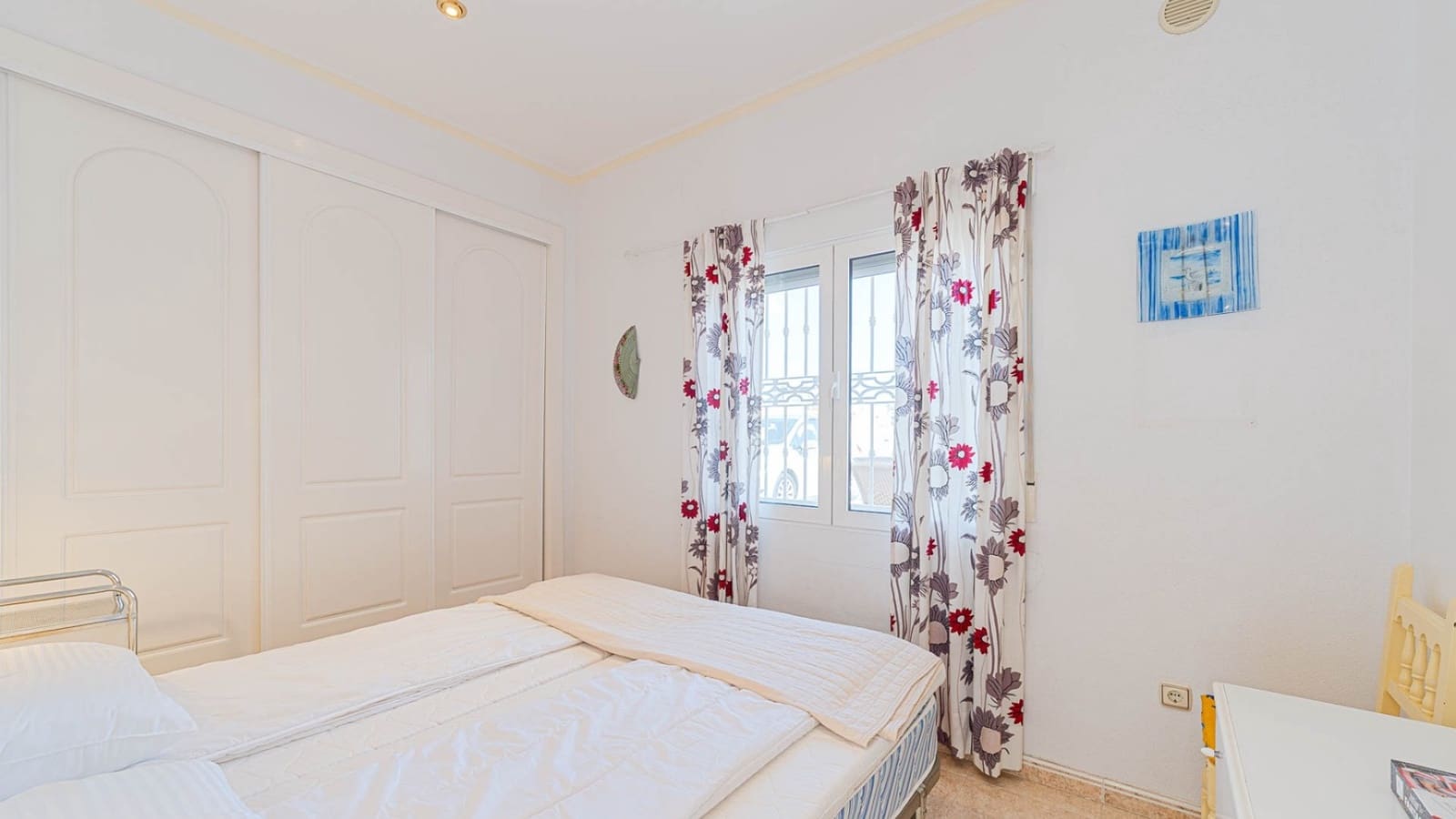 4 bedroom Villa for sale in Ciudad Quesada with pool garage - € 299,900 (Ref: 10163631)