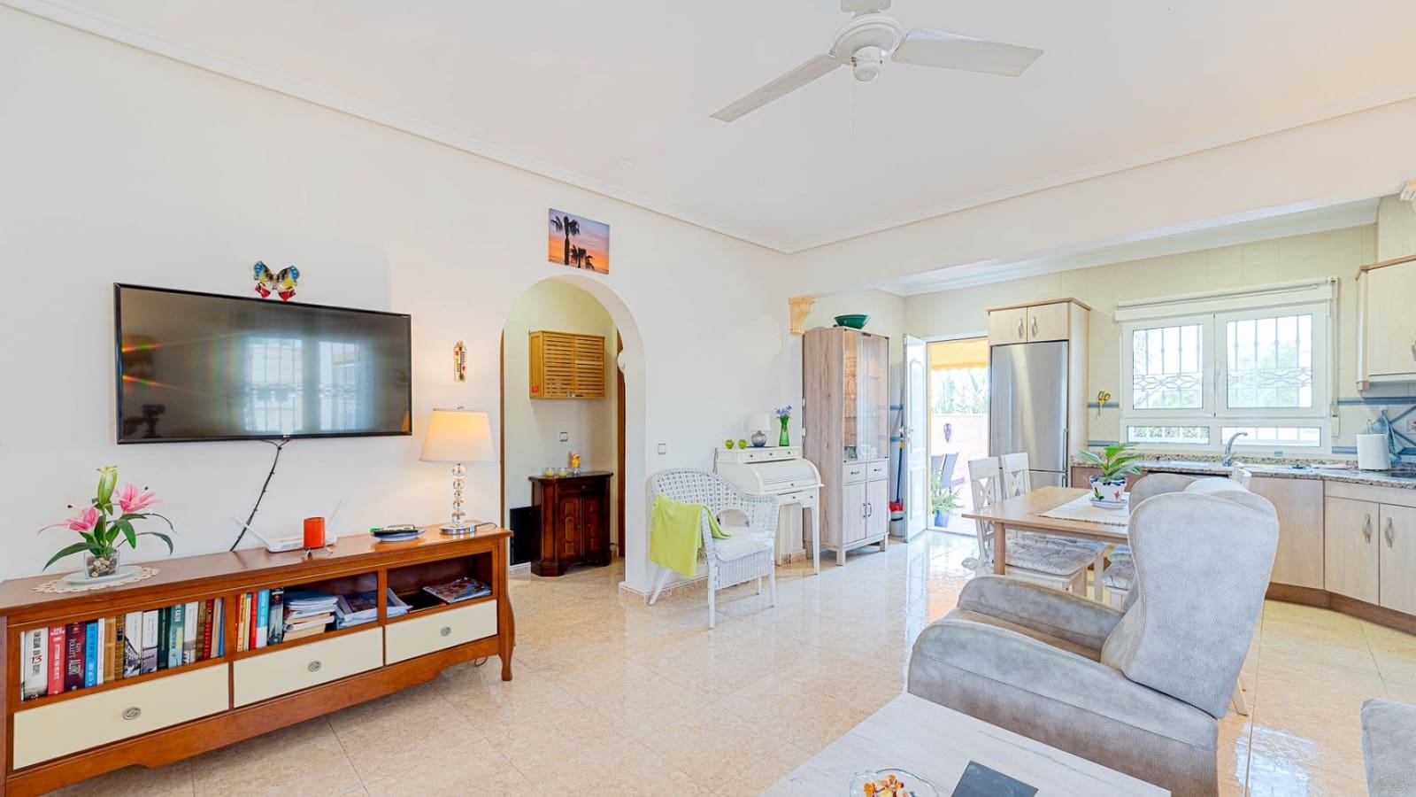 4 bedroom Villa for sale in Ciudad Quesada with pool garage - € 299,900 (Ref: 10163631)