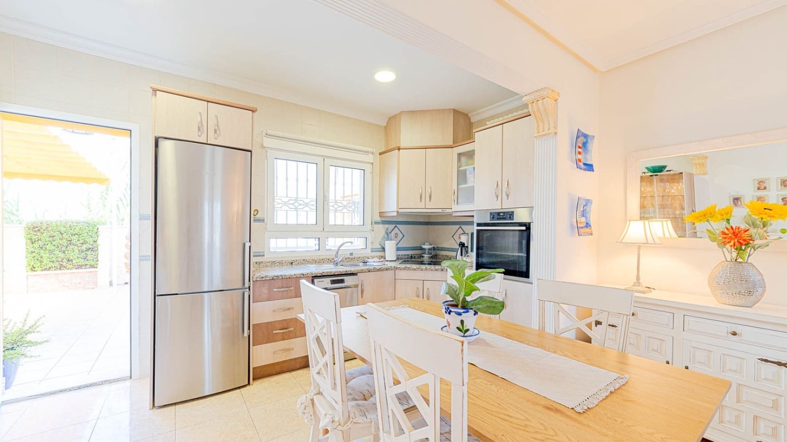 4 bedroom Villa for sale in Ciudad Quesada with pool garage - € 299,900 (Ref: 10163631)