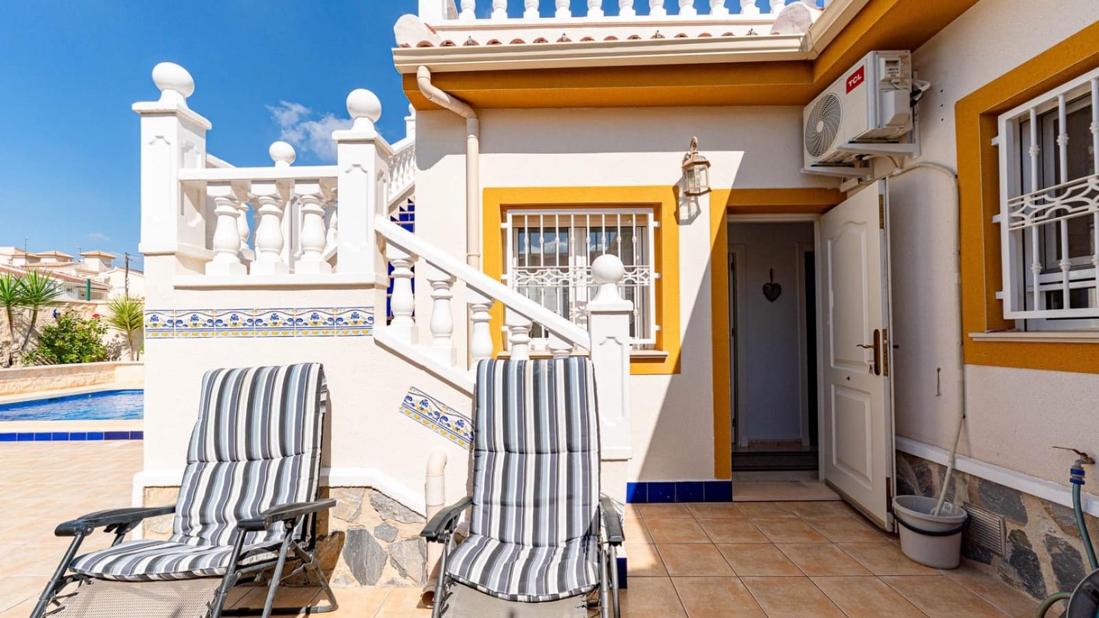 4 bedroom Villa for sale in Ciudad Quesada with pool garage - € 299,900 (Ref: 10163631)