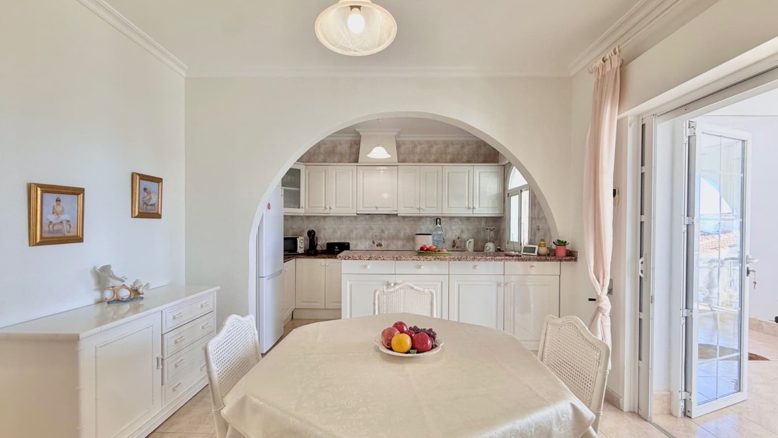 4 bedroom Villa for sale in Ciudad Quesada with pool garage - € 690,000 (Ref: 10163632)