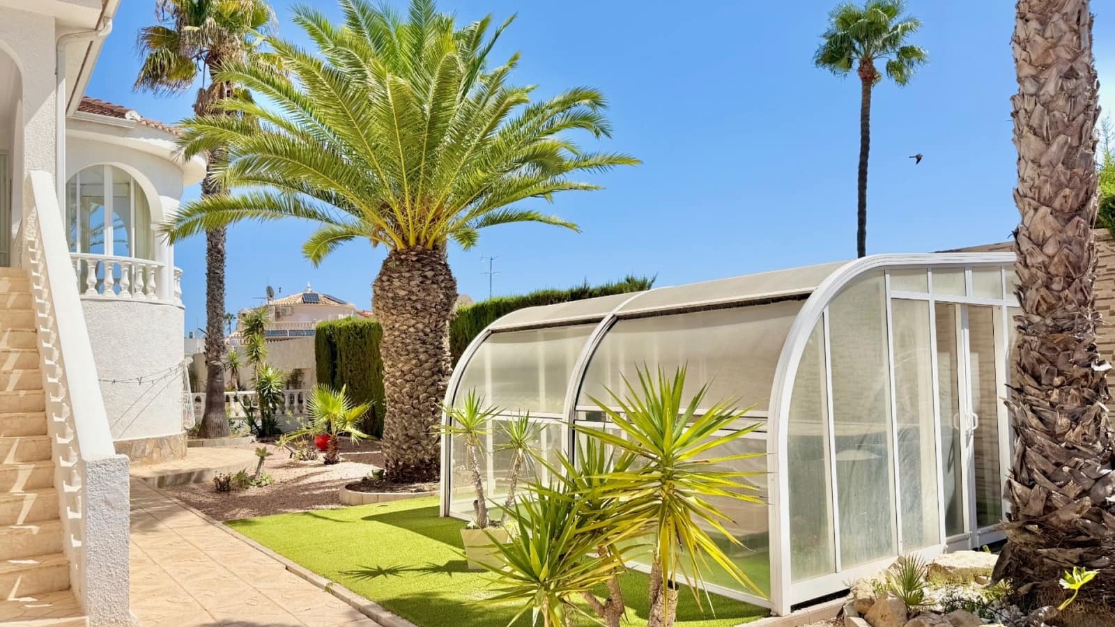 4 bedroom Villa for sale in Ciudad Quesada with pool garage - € 690,000 (Ref: 10163632)