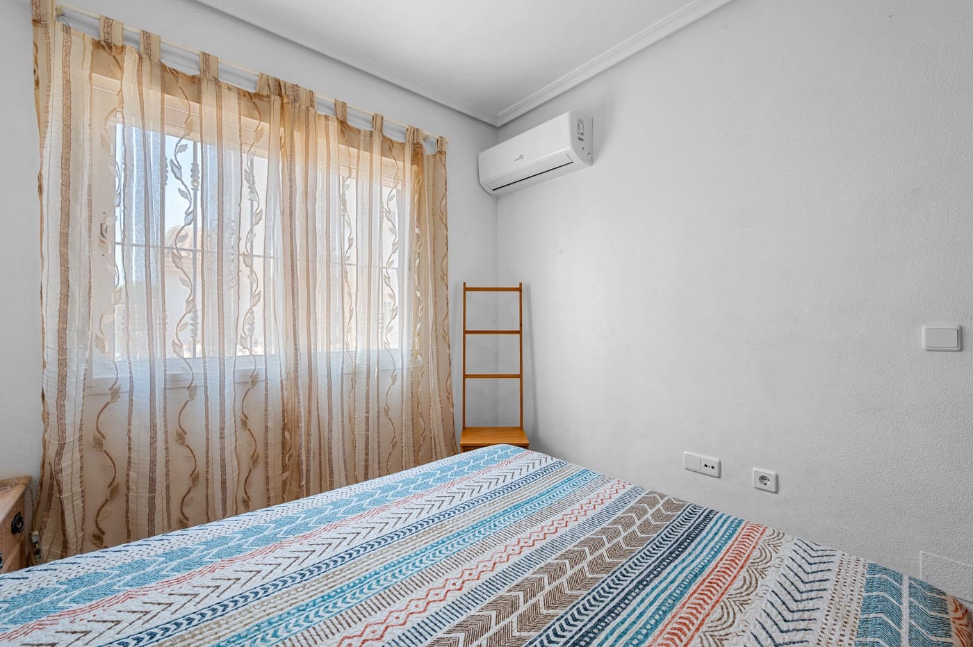 2 soveværelse Semi-Rækkehus til salg i Ciudad Quesada med swimmingpool garage - € 169.000 (Ref: 10167115)