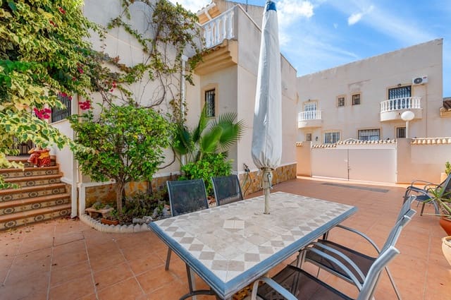 2 soverom Kjedet enebolig til salgs i Ciudad Quesada, Rojales med svømmebasseng garasje - € 169 000 (Ref: 10167115)