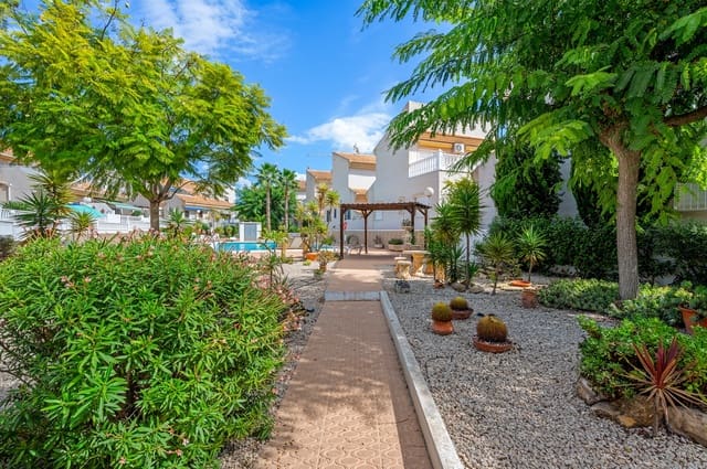 2 soverom Kjedet enebolig til salgs i Ciudad Quesada, Rojales med svømmebasseng garasje - € 169 000 (Ref: 10167115)