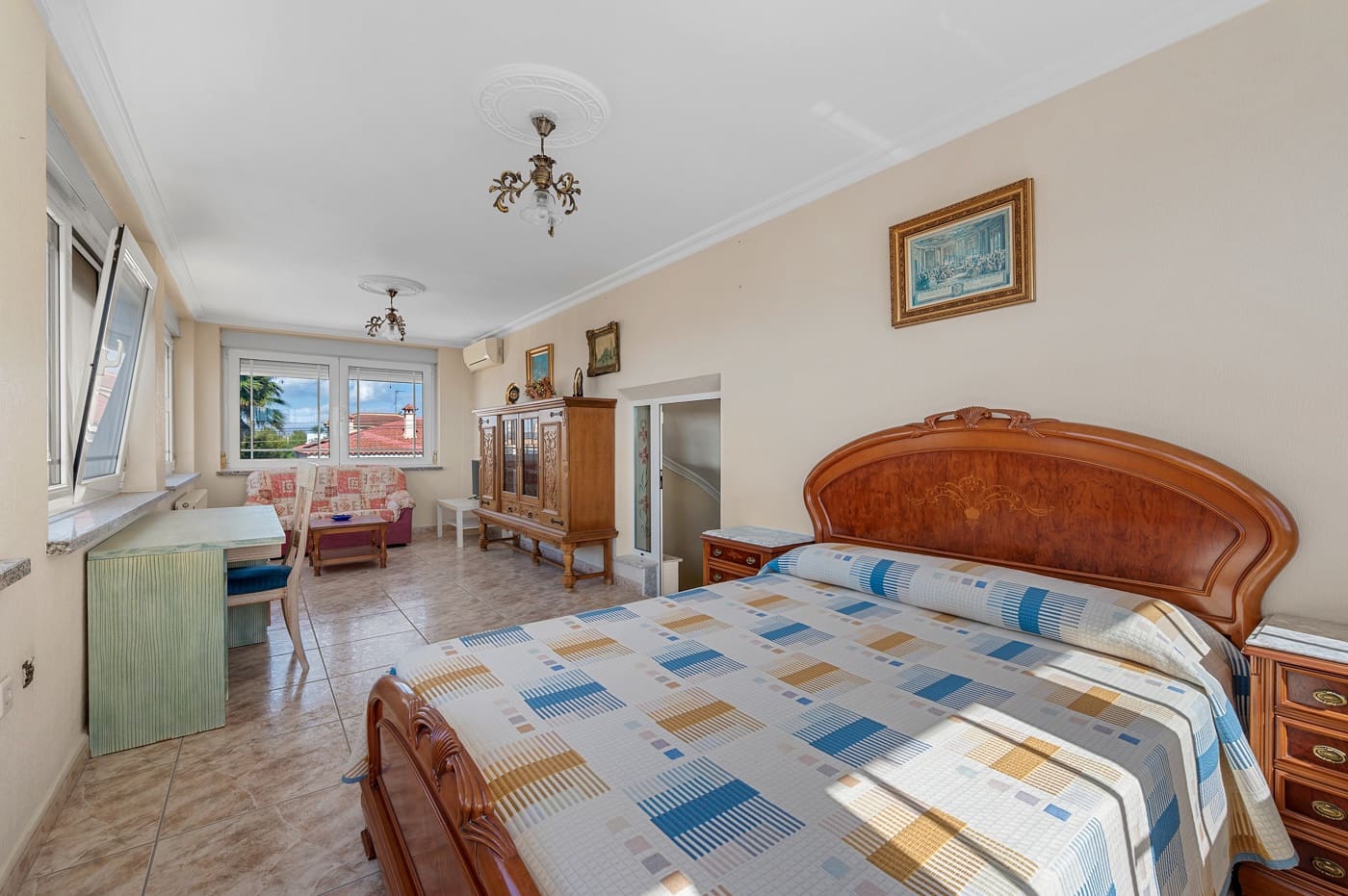 7 slaapkamer Villa te koop in Ciudad Quesada met zwembad garage - € 649.000 (Ref: 10167545)