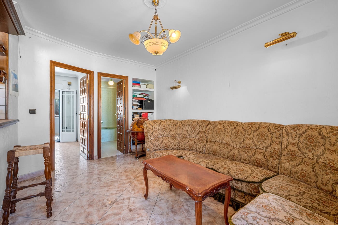 7 slaapkamer Villa te koop in Ciudad Quesada met zwembad garage - € 649.000 (Ref: 10167545)