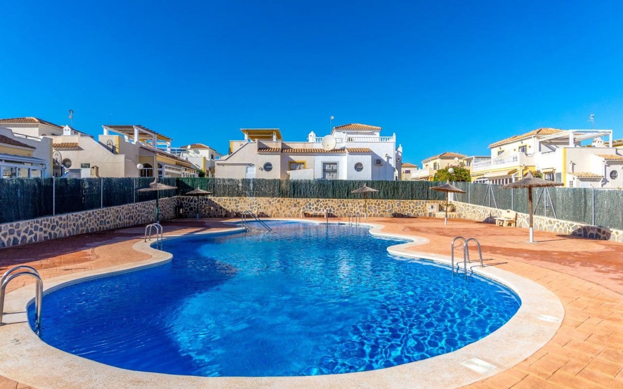3 bedroom Terraced Villa for sale in Orihuela Costa with pool garage - € 215,000 (Ref: 10169041)