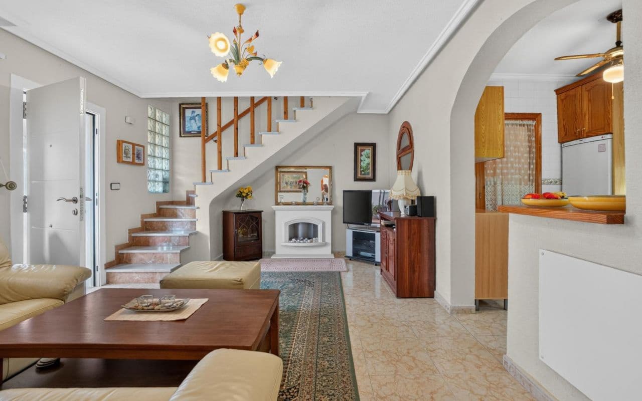 3 bedroom Terraced Villa for sale in Orihuela Costa with pool garage - € 215,000 (Ref: 10169041)