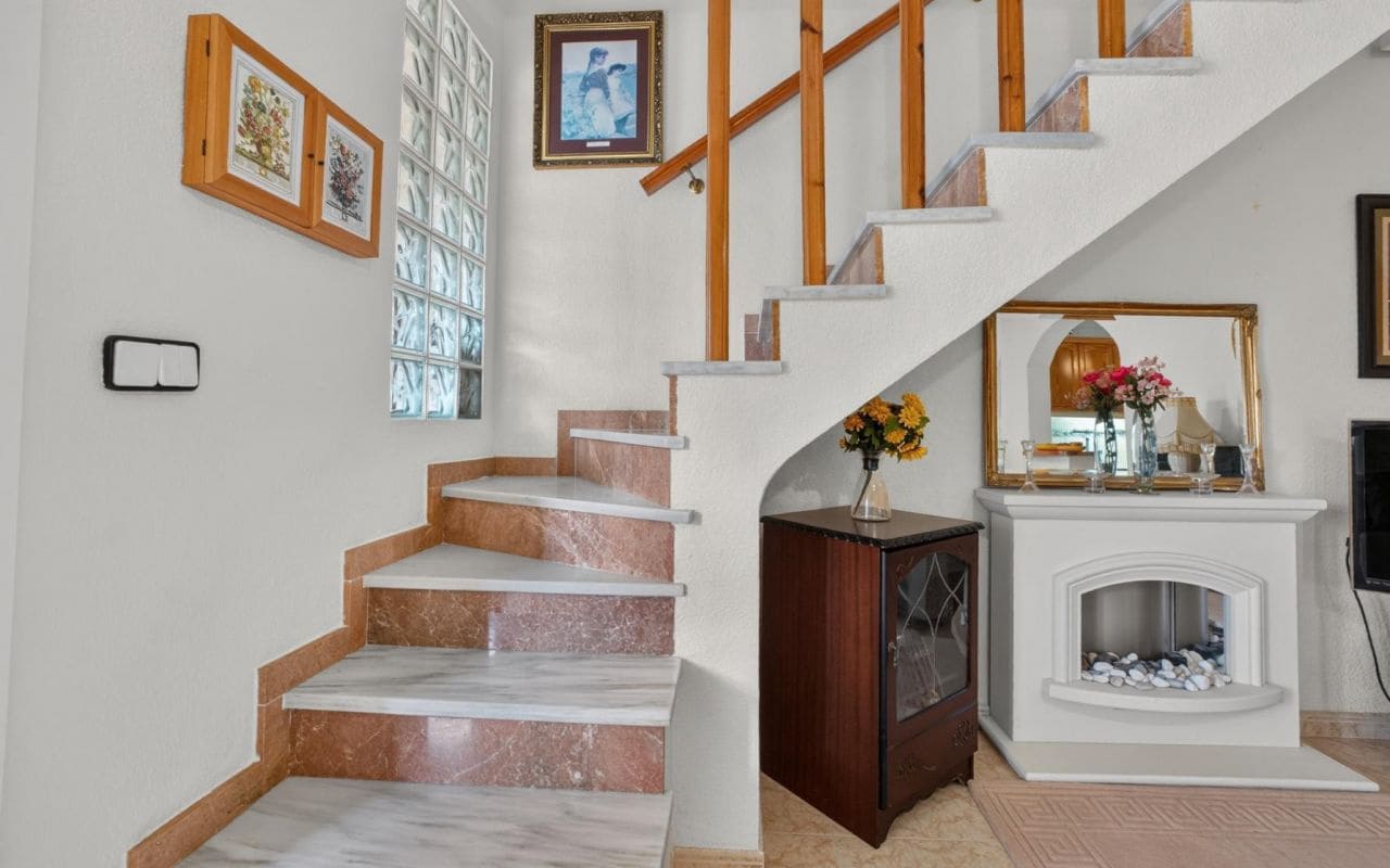 3 bedroom Terraced Villa for sale in Orihuela Costa with pool garage - € 215,000 (Ref: 10169041)