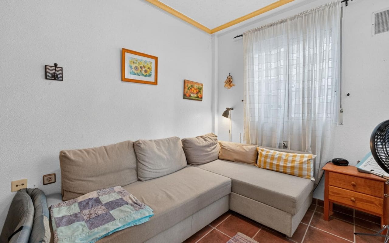 3 soveværelse Byhus til salg i Playa Flamenca med swimmingpool garage - € 219.000 (Ref: 10169338)