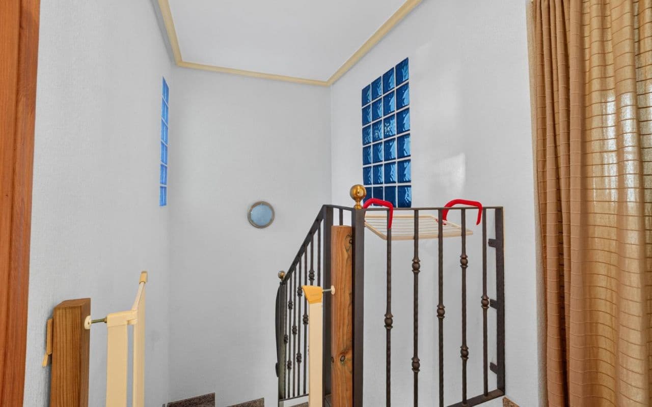 3 soveværelse Byhus til salg i Playa Flamenca med swimmingpool garage - € 219.000 (Ref: 10169338)