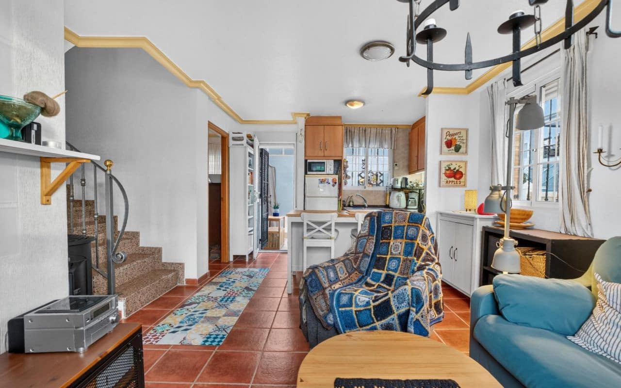 3 soveværelse Byhus til salg i Playa Flamenca med swimmingpool garage - € 219.000 (Ref: 10169338)