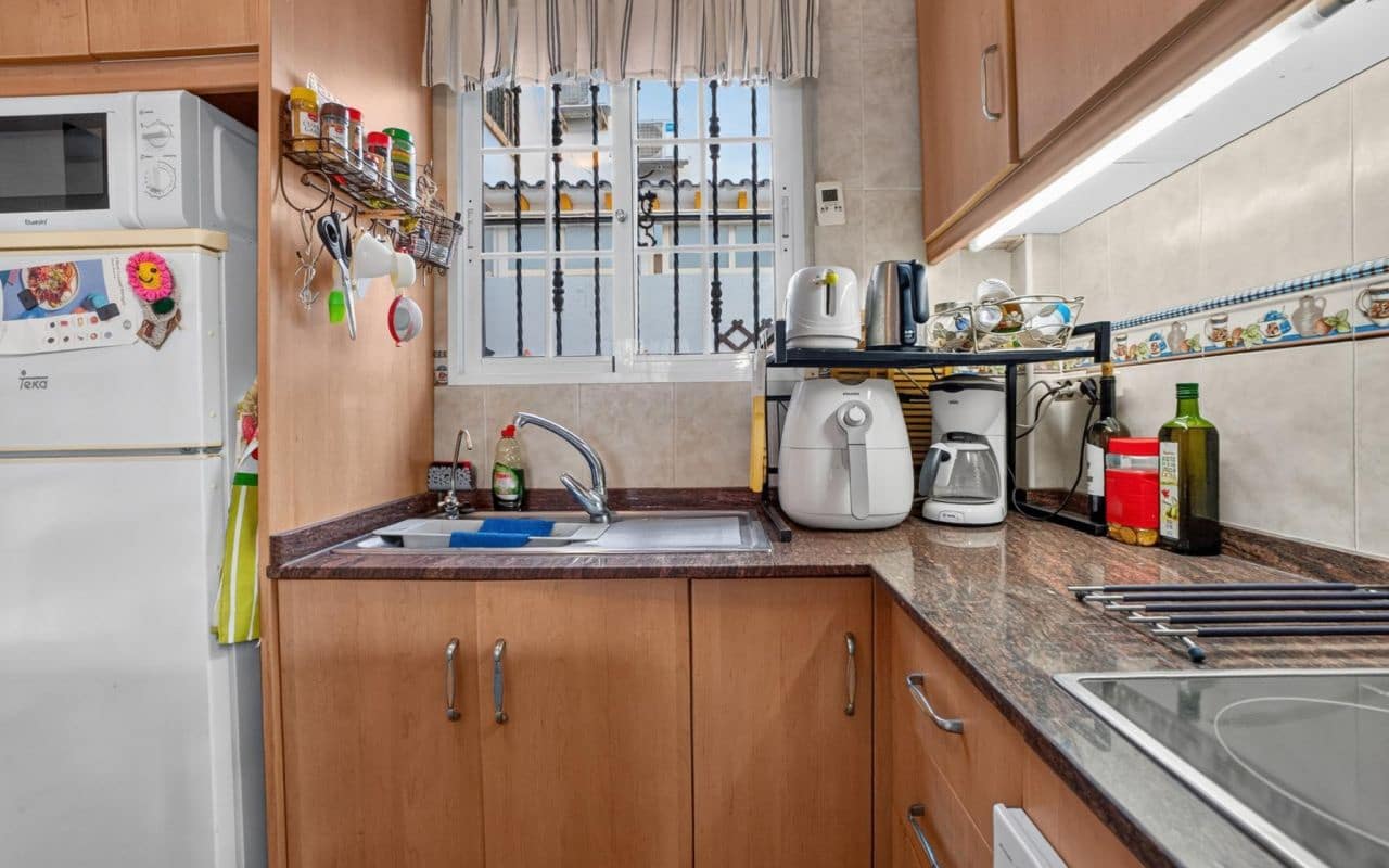 3 soveværelse Byhus til salg i Playa Flamenca med swimmingpool garage - € 219.000 (Ref: 10169338)
