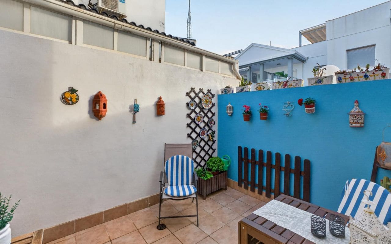 3 soveværelse Byhus til salg i Playa Flamenca med swimmingpool garage - € 219.000 (Ref: 10169338)
