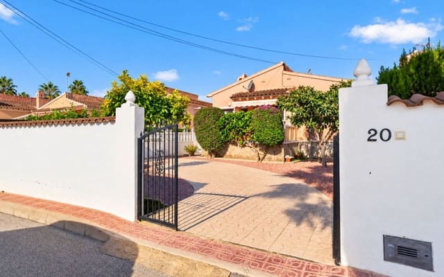 2 soveværelse Villa til salg i Playa Flamenca, Orihuela med garage - € 269.000 (Ref: 10169339)